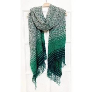 Knit Fringe Scarf Hunter Green Gray